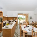 La Limini Πανσιόν