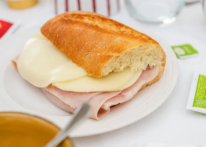 Konukevi La Limini 4*